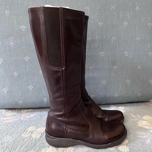 Vintage Women’s LA CANADIENNE Brown Leather Knee Calf Boots